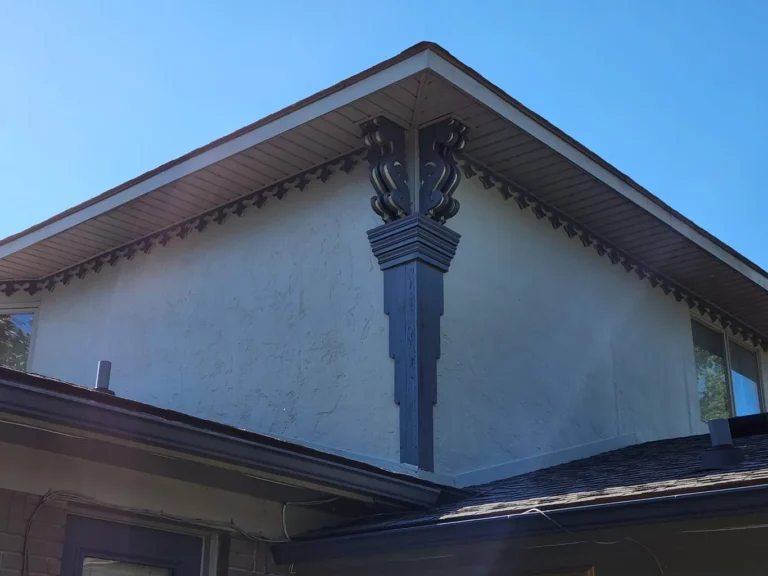 Exterior painting corner dequor DLux Painting
